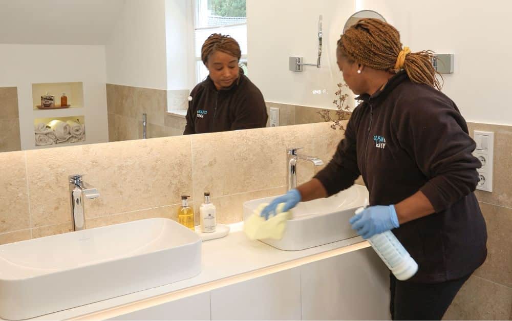 Mehr als nur sauber: Wie Clean & Easy in Berlin und Brandenburg Vertrauen neu definiert