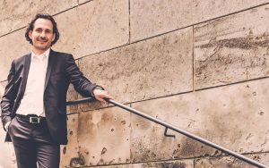 Beamtenberatung24: Mike Feistauer über die Kunst der anonymen Voranfrage und individuelle Tarifoptimierung